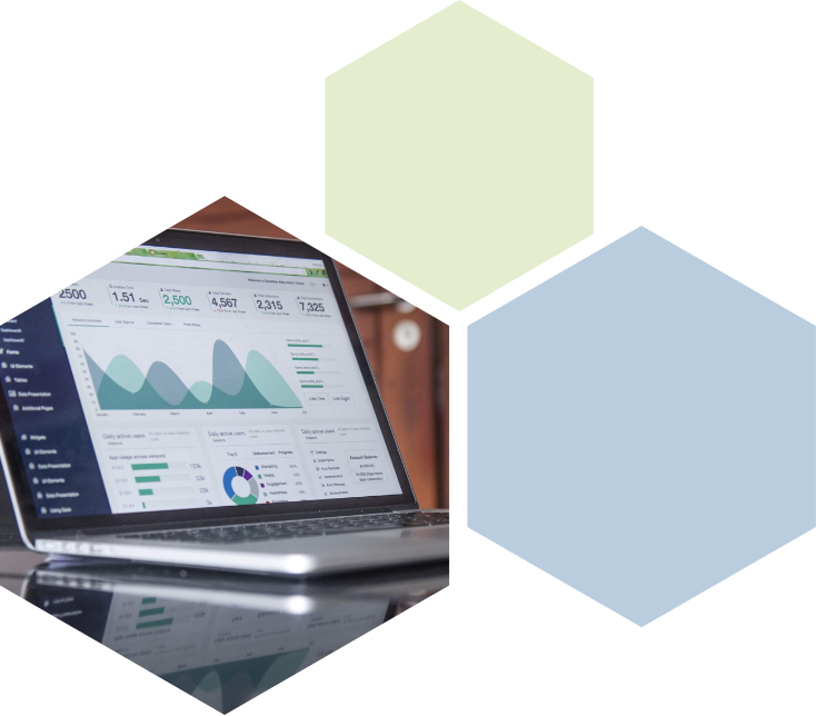 3 Waben Elemente, 2 davon mit Pastell-Farbtönen, eine Wabe mit einem Foto von einem Laptop